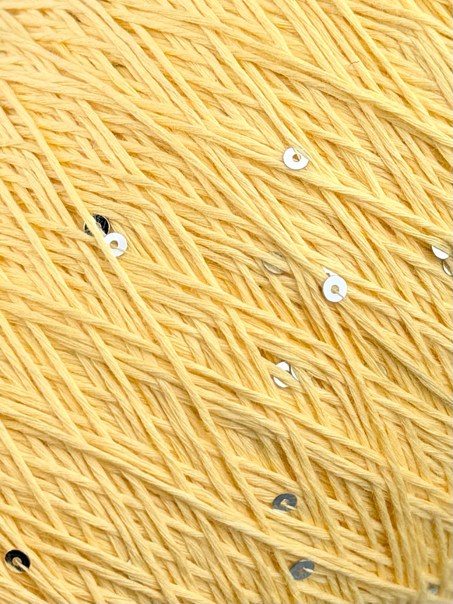 Primavera (Pailletten) 420m/100g – 100% Pima Baumwolle col. Warmgelb